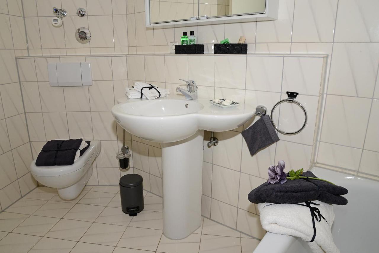 Residence Am Weinberg / Travellers Hotelbetriebs Gmbh Sasbachwalden Bagian luar foto