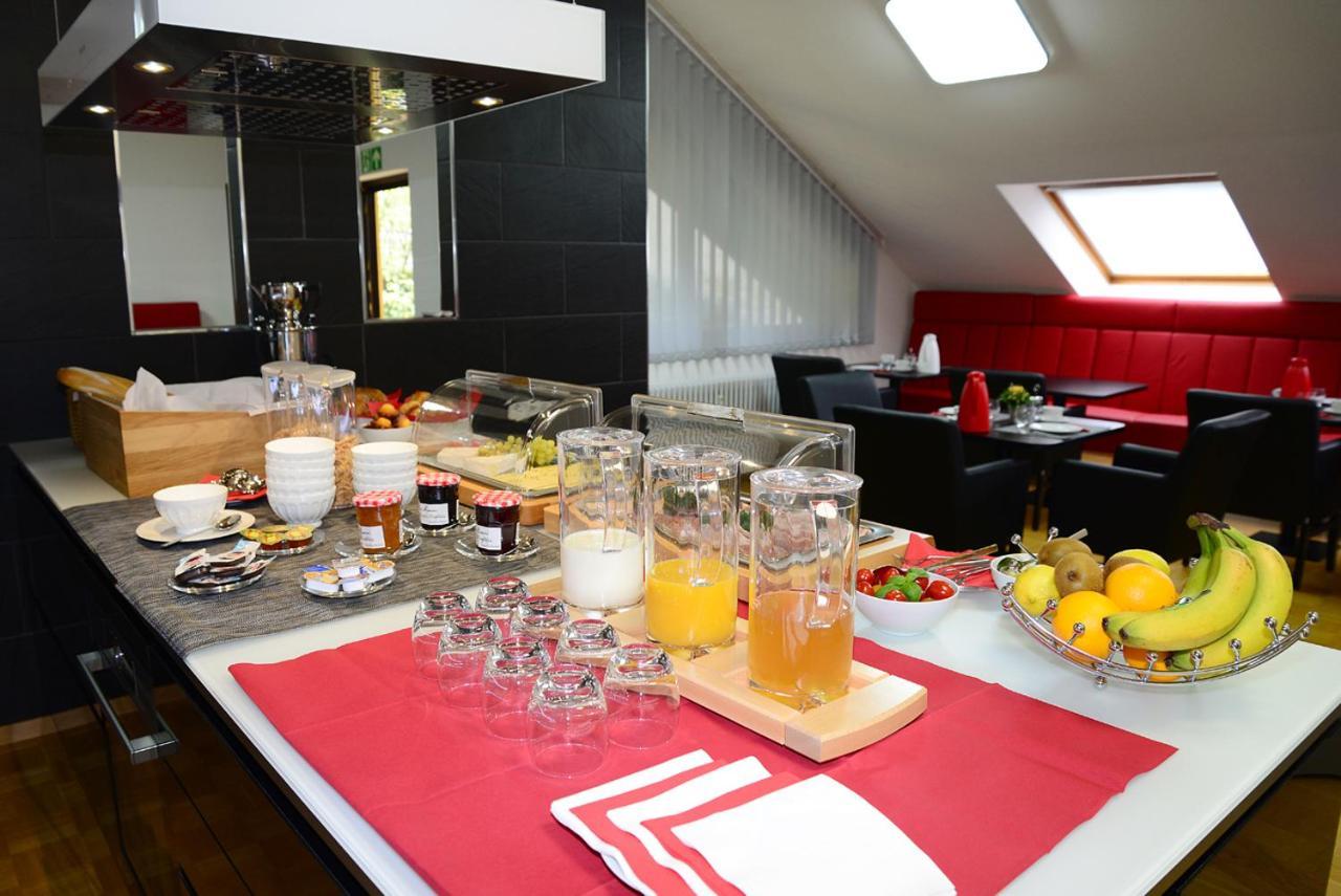 Residence Am Weinberg / Travellers Hotelbetriebs Gmbh Sasbachwalden Bagian luar foto